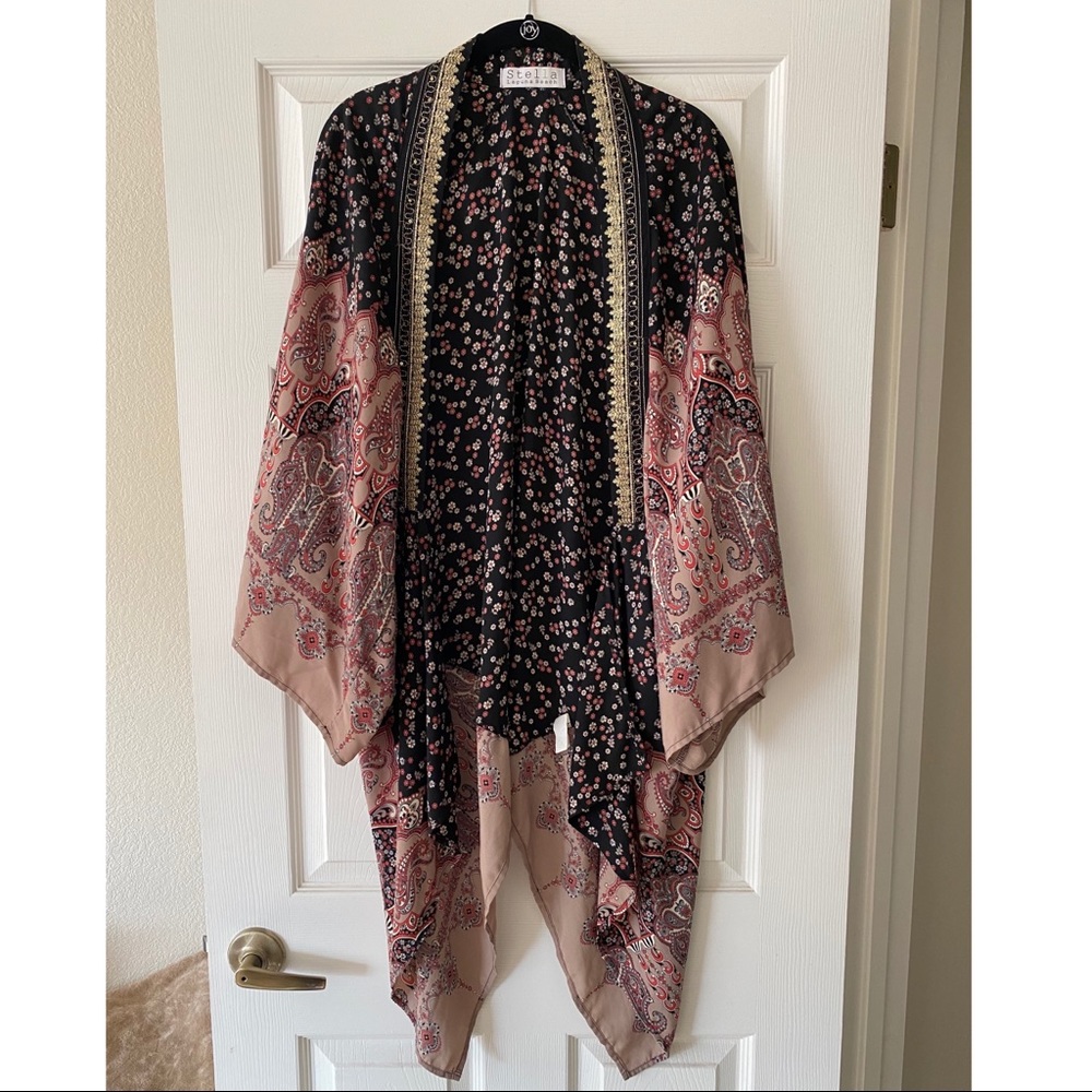 Stella Laguna Beach Kimono